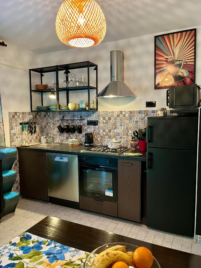 Apartmani Zora Cres Exteriör bild
