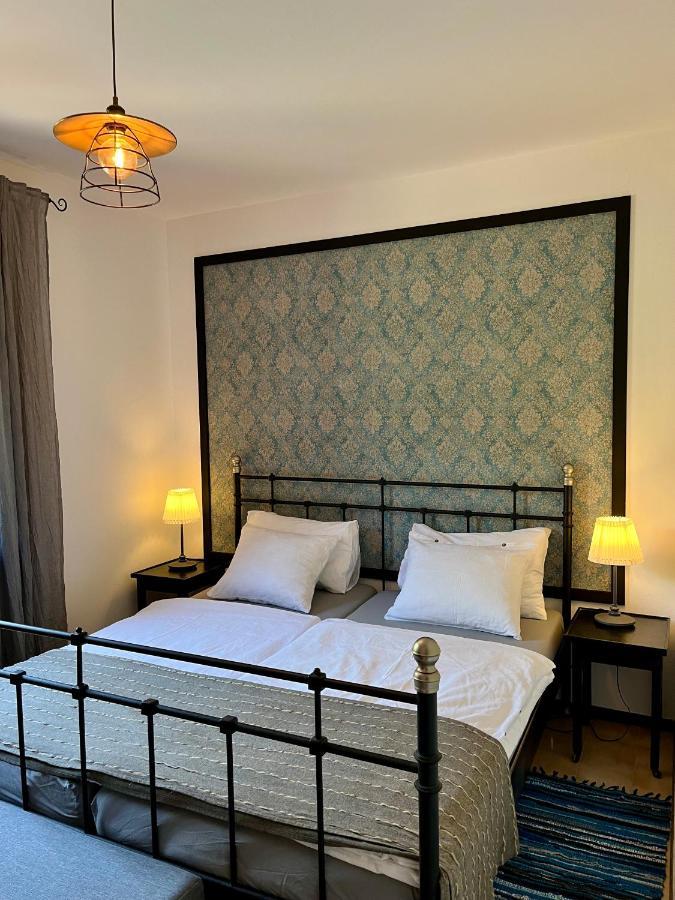 Apartmani Zora Cres Exteriör bild