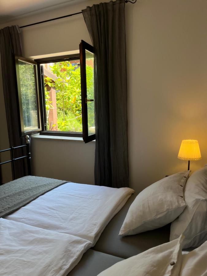 Apartmani Zora Cres Exteriör bild
