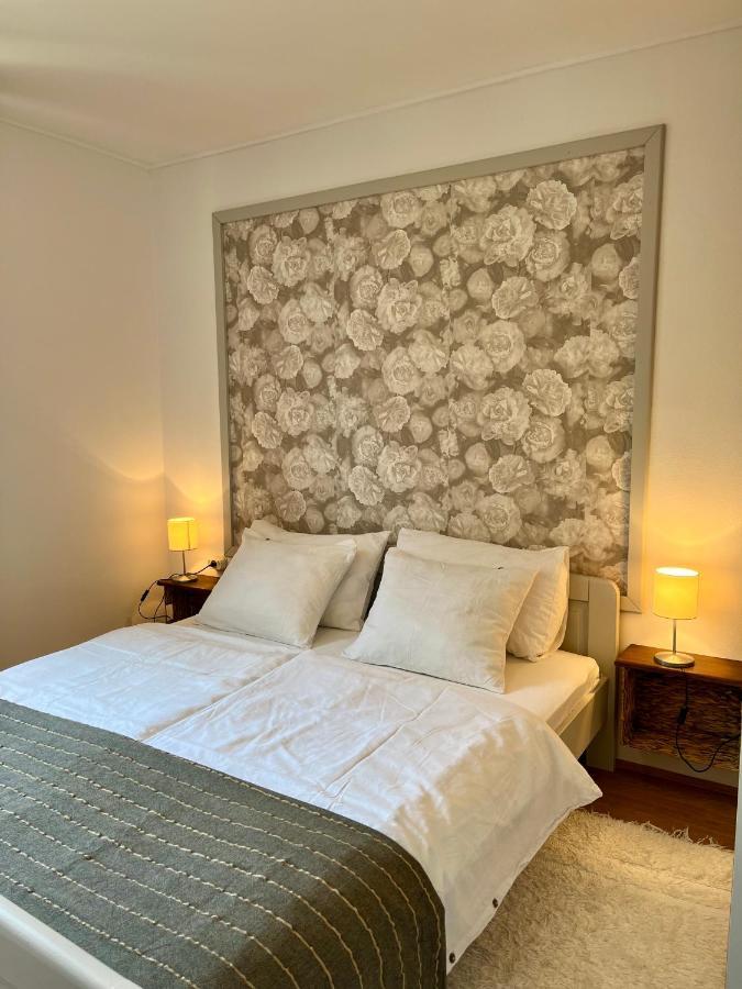 Apartmani Zora Cres Exteriör bild