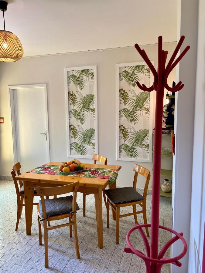 Apartmani Zora Cres Exteriör bild