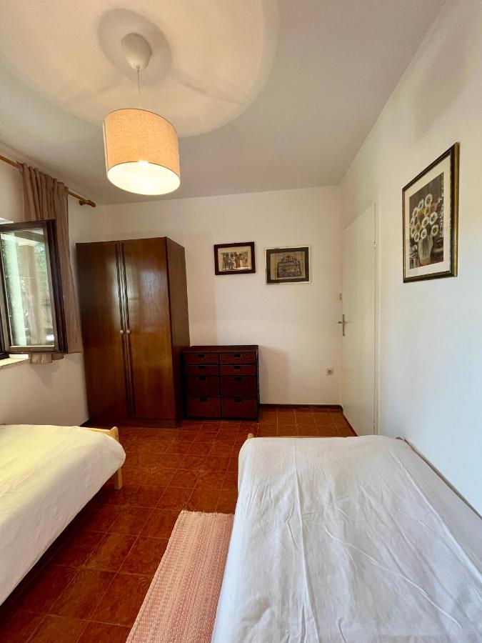 Apartmani Zora Cres Exteriör bild